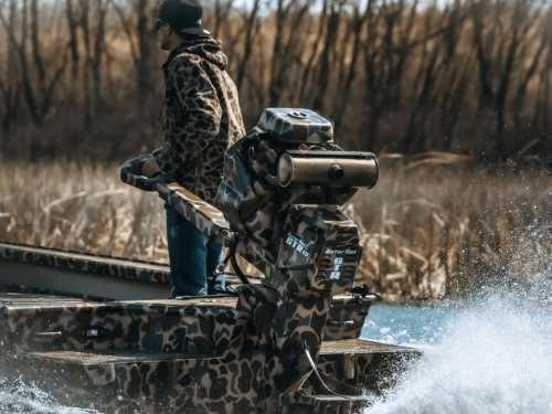 Alpha Mudboat, Back of Boat, Watertrial, Spraying Tail v2